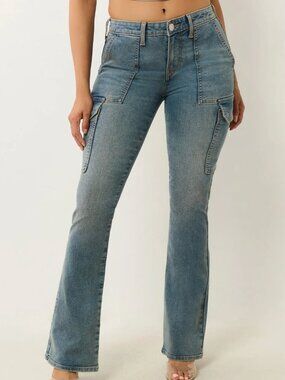 True Religion Cargo Flare Jeans Women's Size 29 Light Wash Low Rise Bootcut